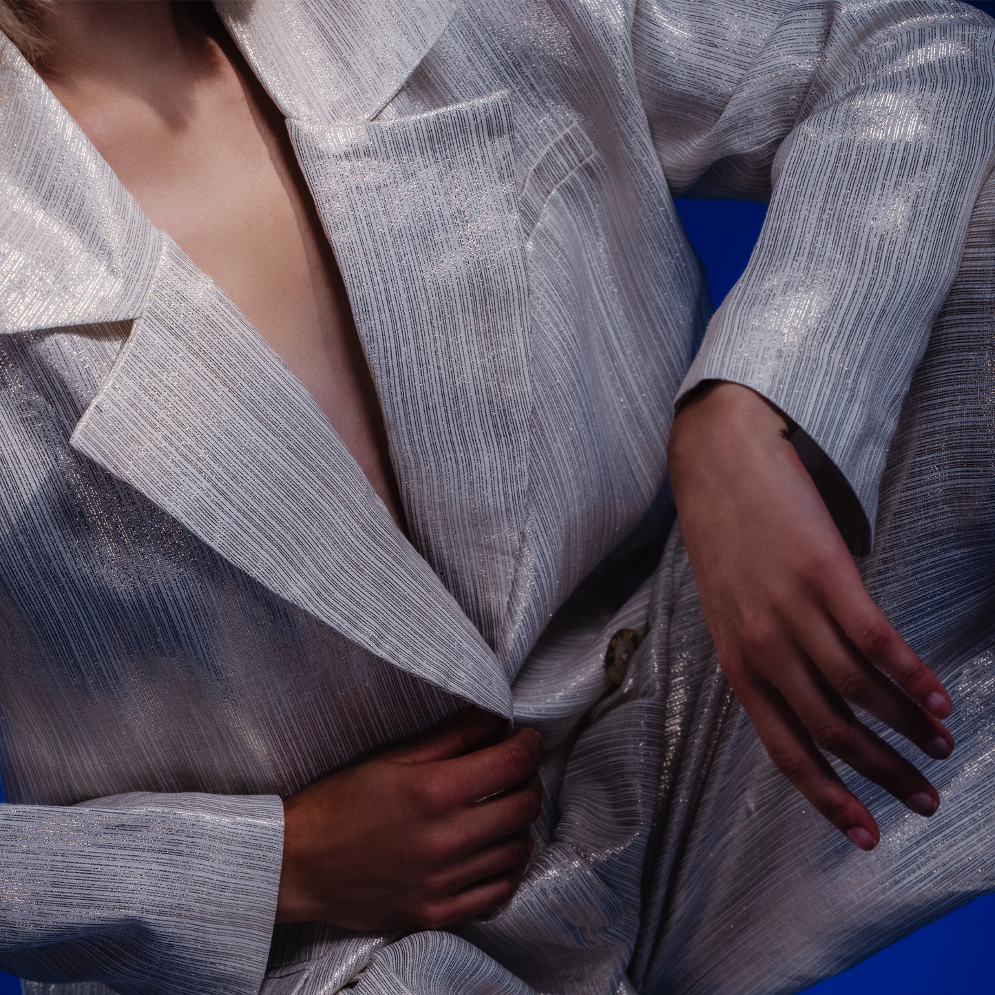 Oversized shimmer suit