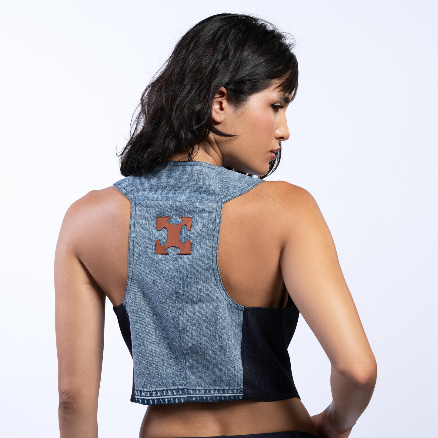 V-Form Vest